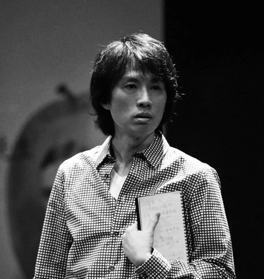 看完子华神的栋笃笑,我笑着哭了_黄子华