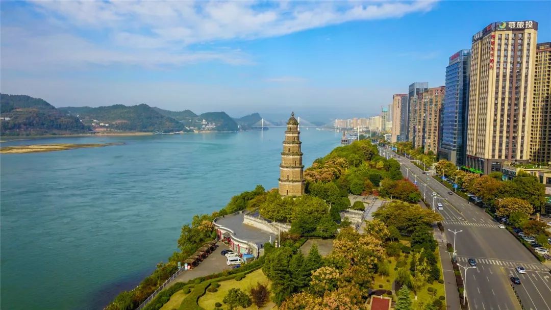 滨江公园这张图!太惊艳了!_宜昌