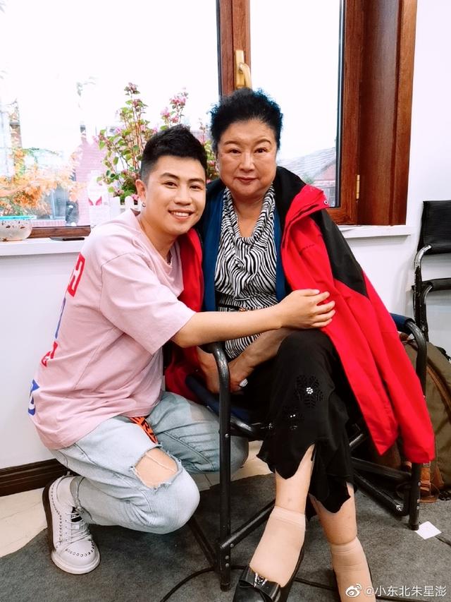 范伟进组刘老根3了药匣子大辣椒同框三口之家幸福满满