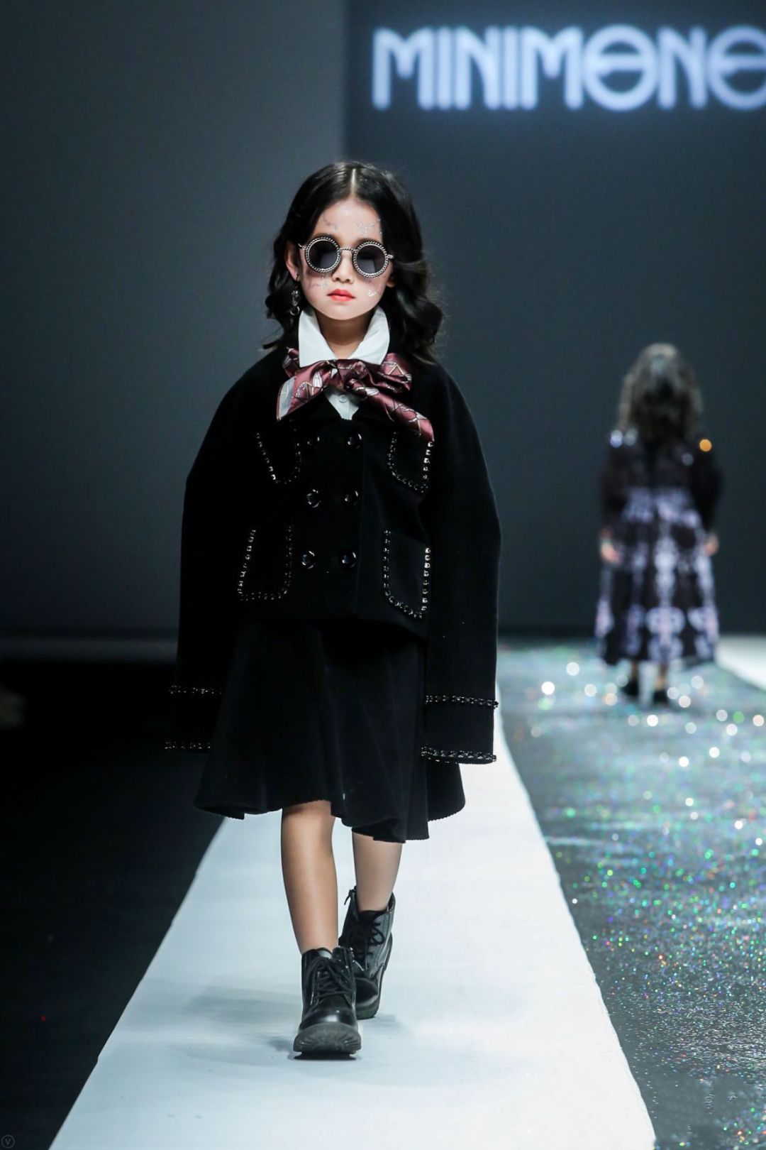 品牌发布中国国际超级童模时装周minimono童装