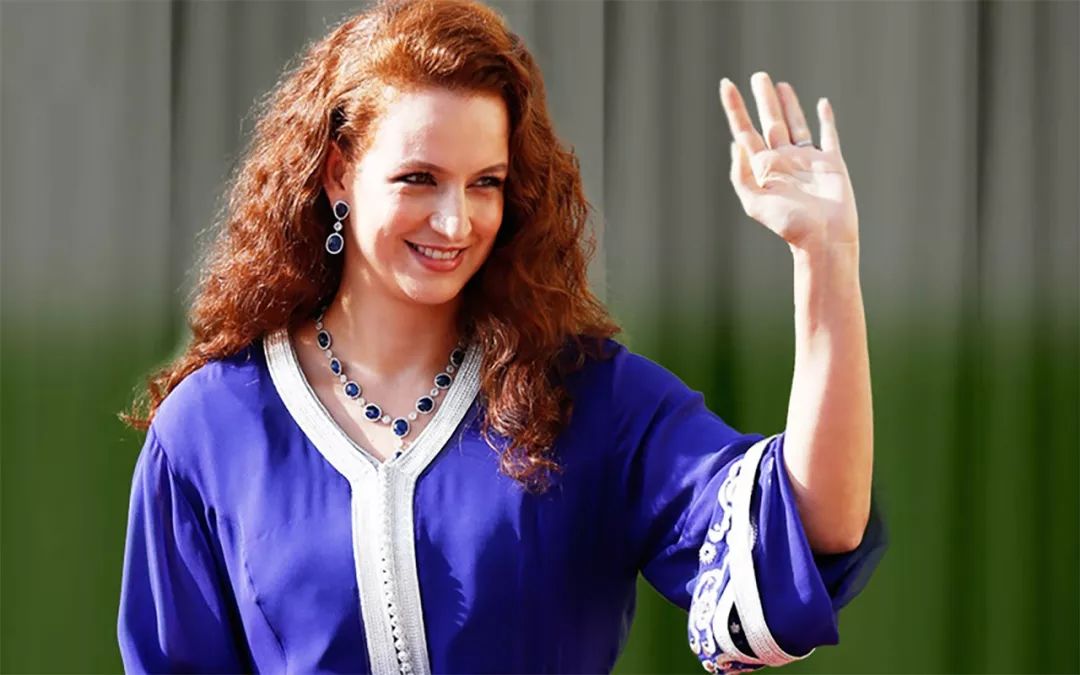 成"过去式",外媒确认离婚消息,红发倩影输给了岁月67_拉拉·萨尔玛