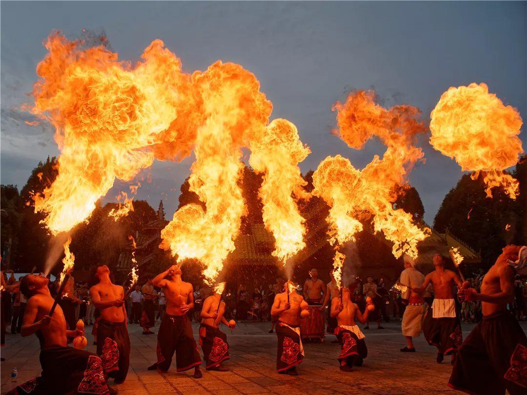 2019年云南火把节最热闹的狂欢地点都在这了这份游玩攻略请收藏