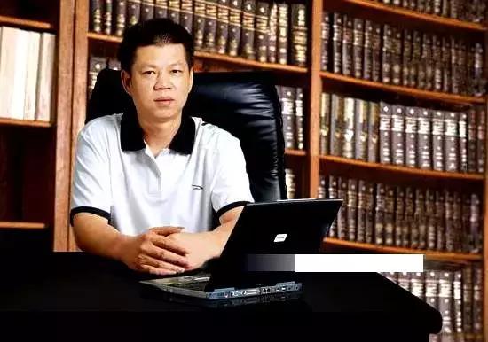 德尔惠最近一次出现在大众视野,却是其创始人"丁家三兄弟"中丁明炉,丁