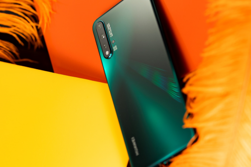 华为nova5首销火热,40w华为超级快充实力续航