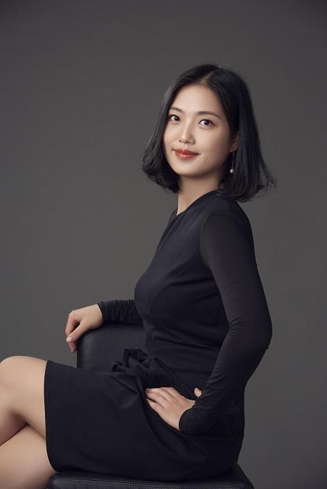 游艇第一股完成接班 85后女海归执掌毅宏游艇_叶蓉蓉