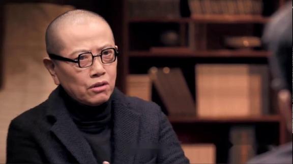 圆桌派陈丹青在80年代见过很多从台湾去美国的人唉声叹气