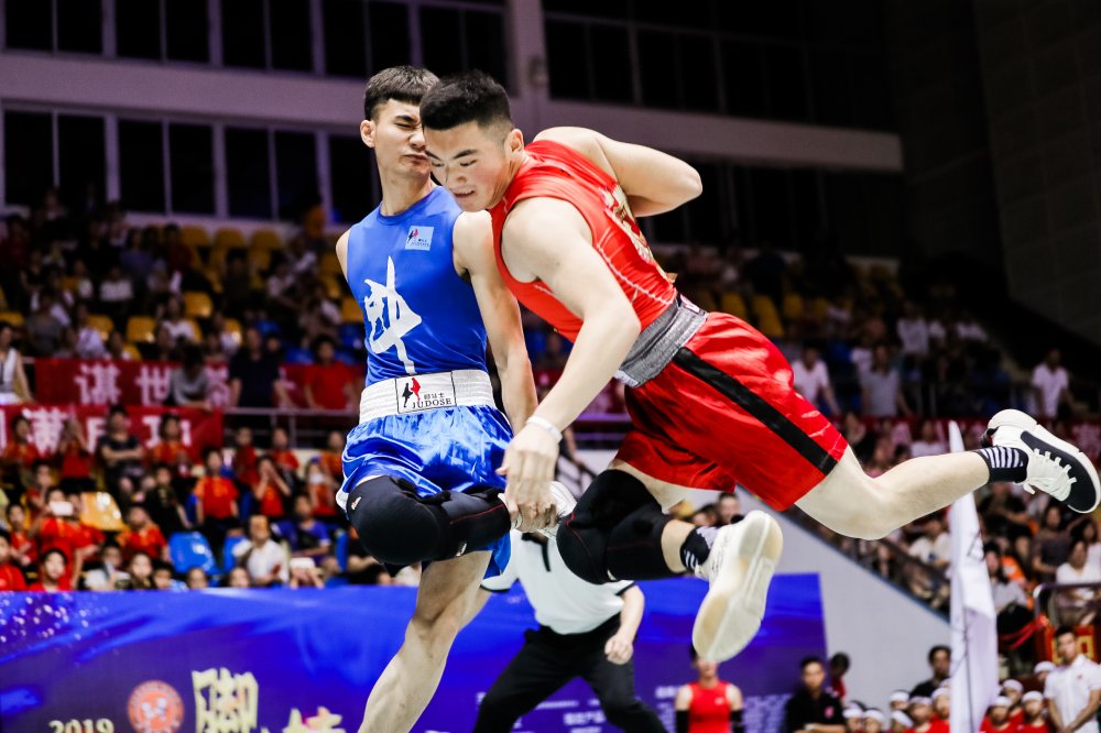 来一波城市脚斗王超燃激战靓照帅到上头了