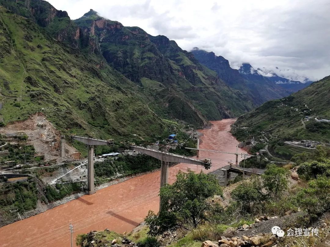 国家省州交通部门现场调研评估g245线会理通安至皎平渡段公路改建工程