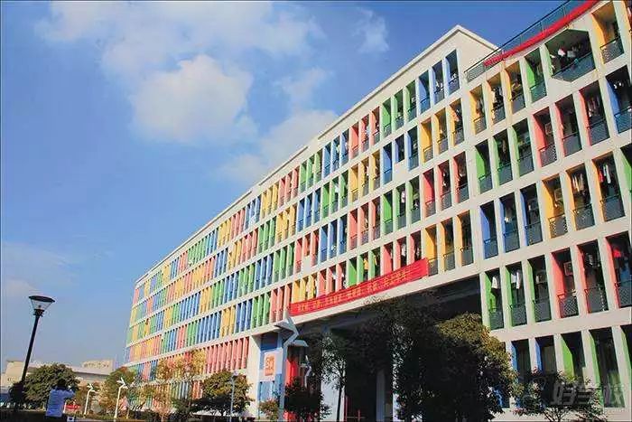 "魔仙堡"最全攻略,带你解锁浙传宿舍!