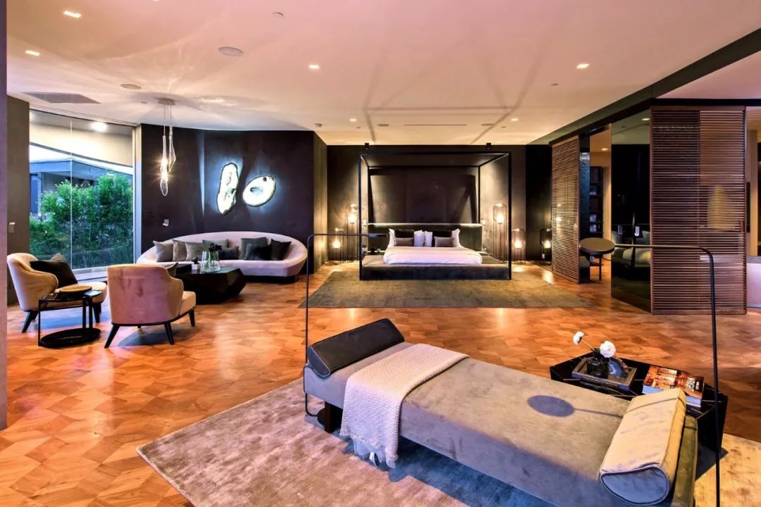 这个售价3亿的豪宅连进门都和别人家不一样