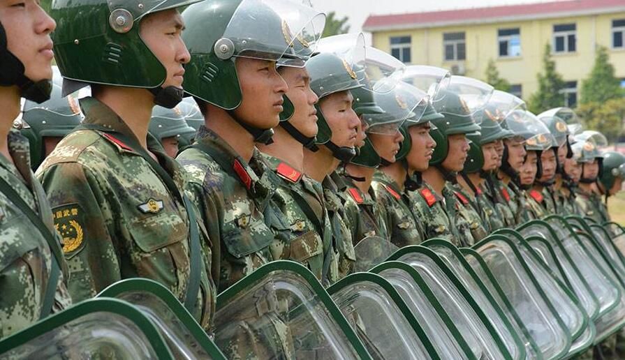 香港的警察队伍,拥有3万多人,为何缺乏专业防暴部队?