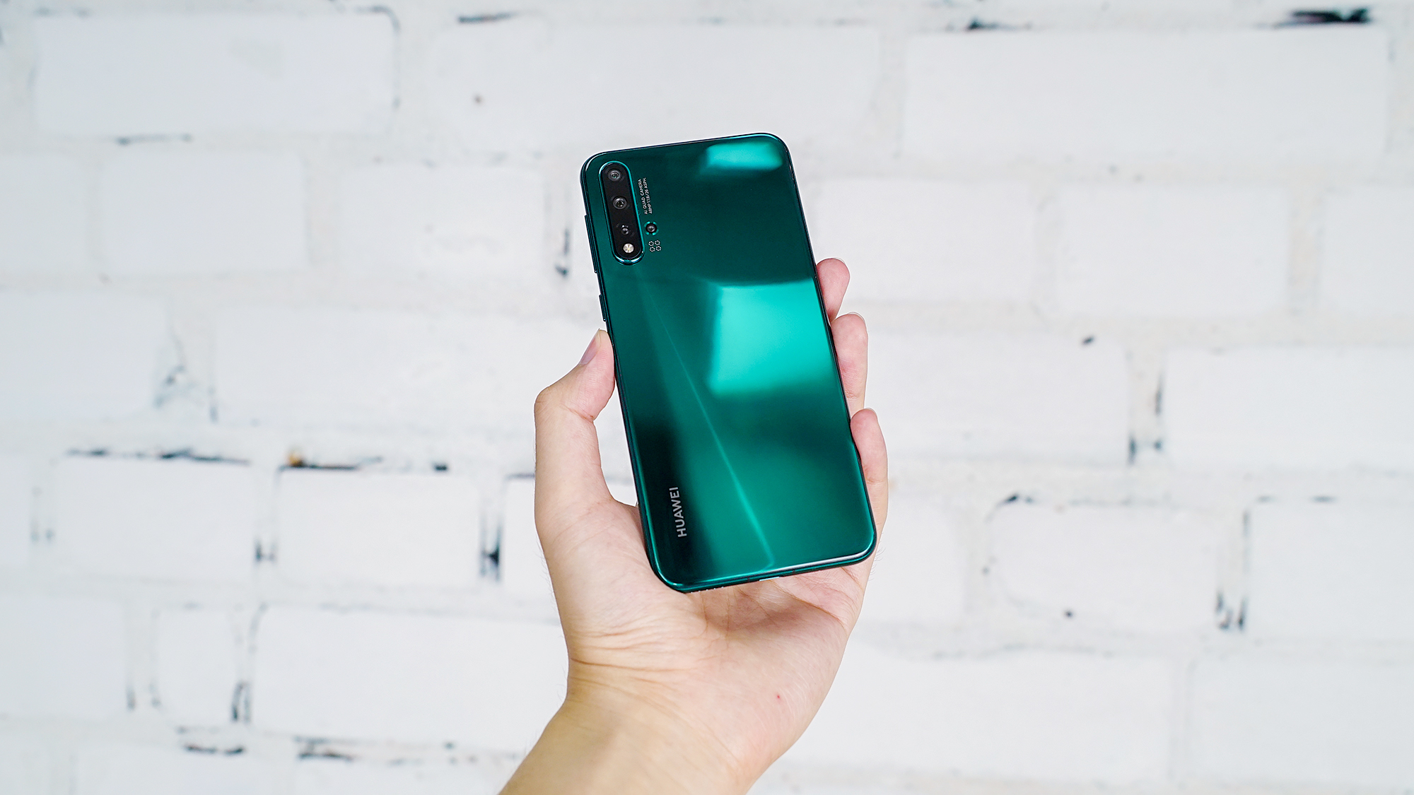 2799元高颜值夜景自拍神机 华为nova5绮境森林图赏