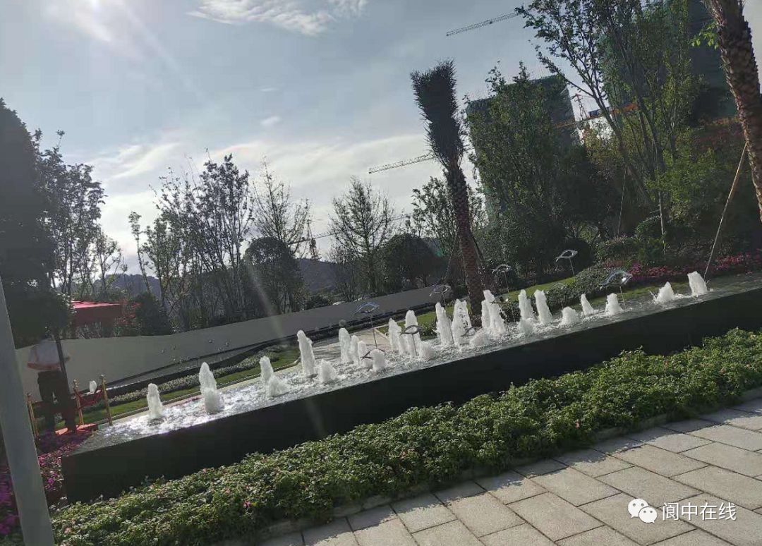 "第四代住房"已来到阆中. 还没买房的恭喜!_绿都