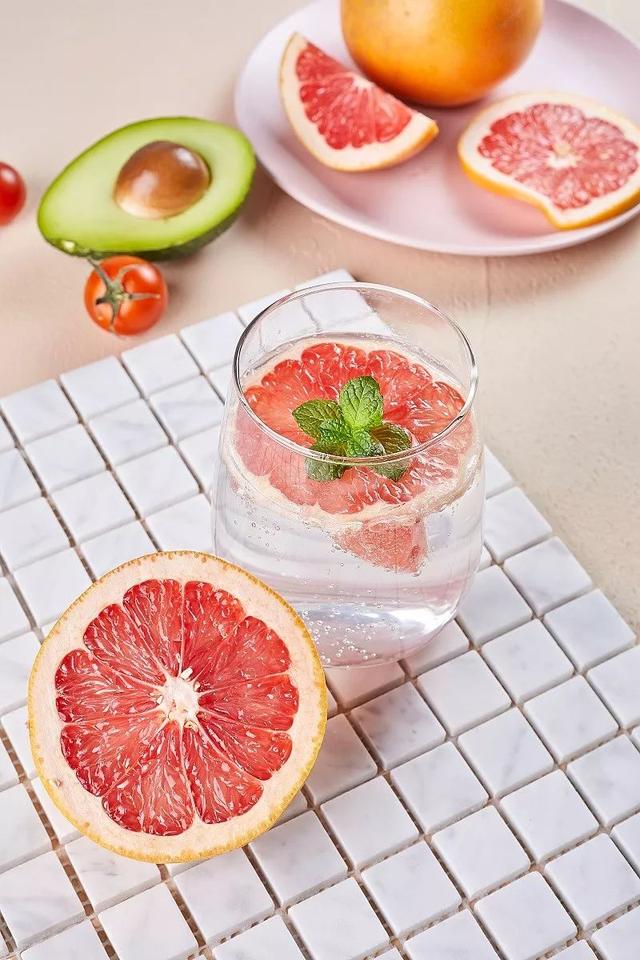 夏季水果别再乱吃了~_李子病