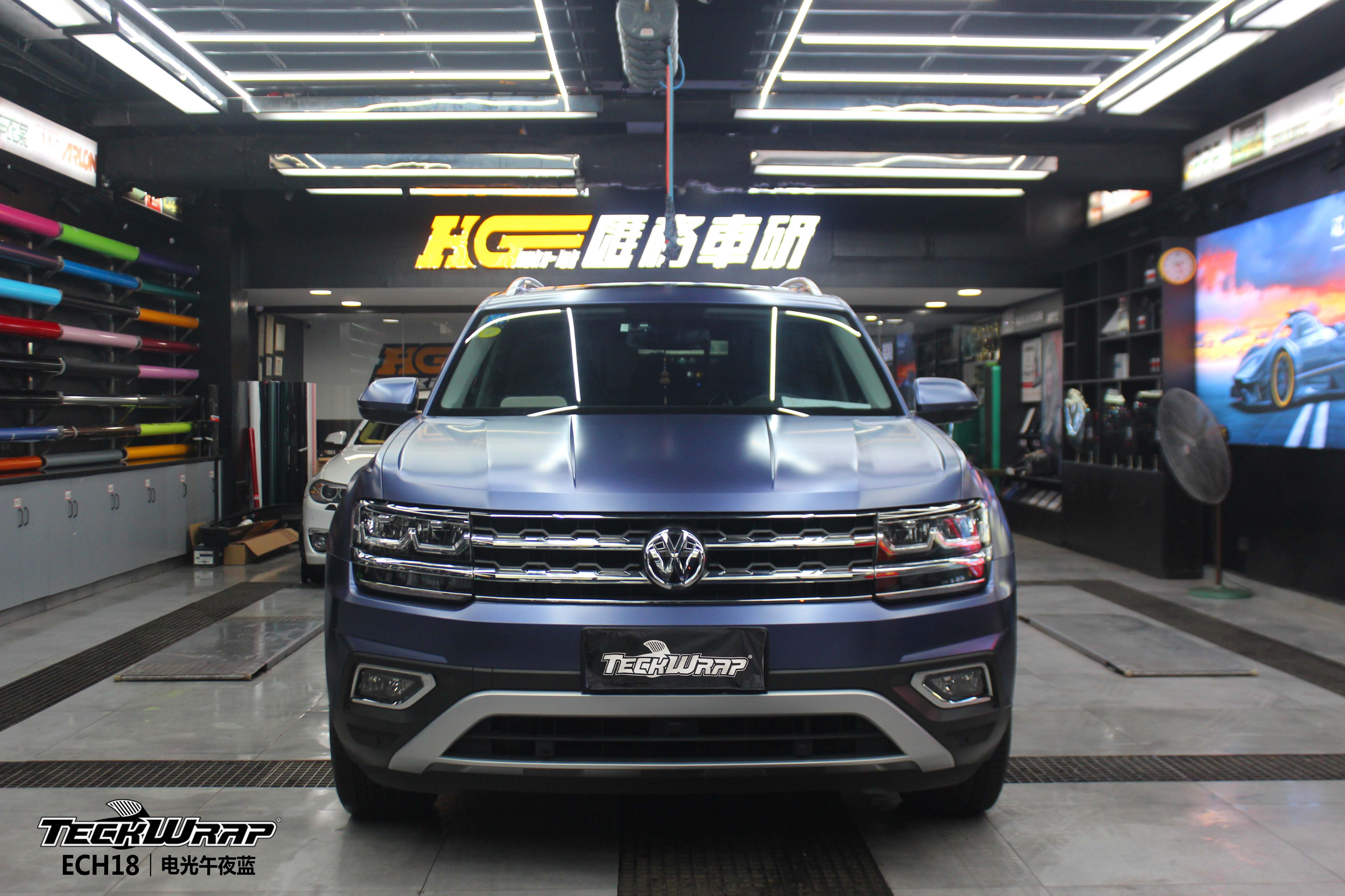 大众途昂汽车改色贴膜teckwrap美国秃鹰ech18电光午夜蓝