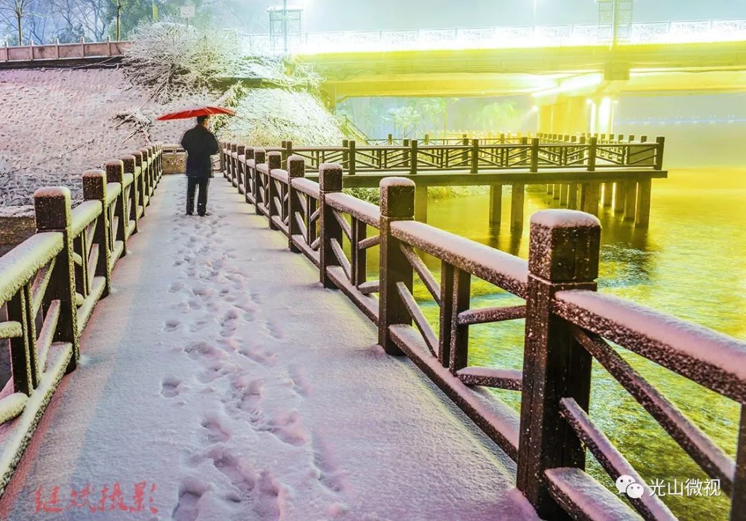 官渡八景四季之望水登楼_光山