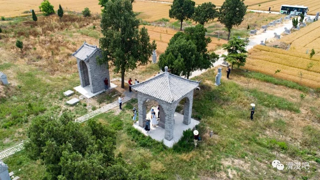 滑县一村祠堂墓地揭开家族兴旺秘密每百人中就有一名宋姓人