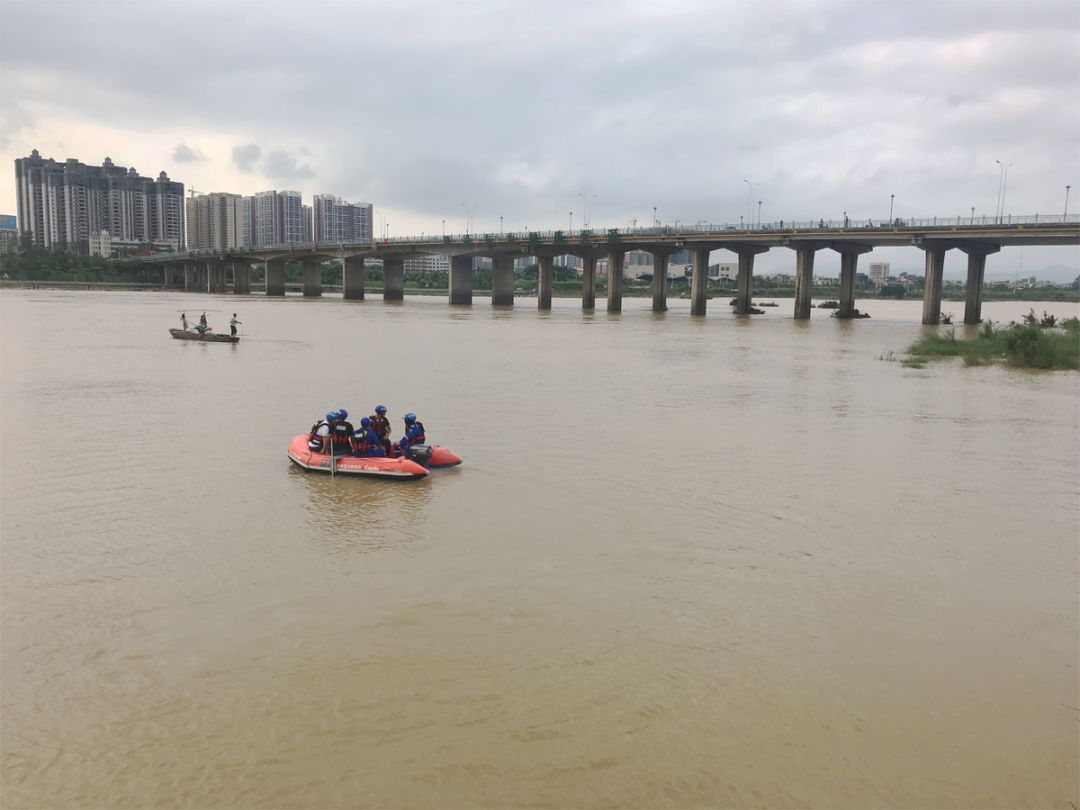 痛心河源東江大橋水域發生溺水事故2人獲救1人溺亡