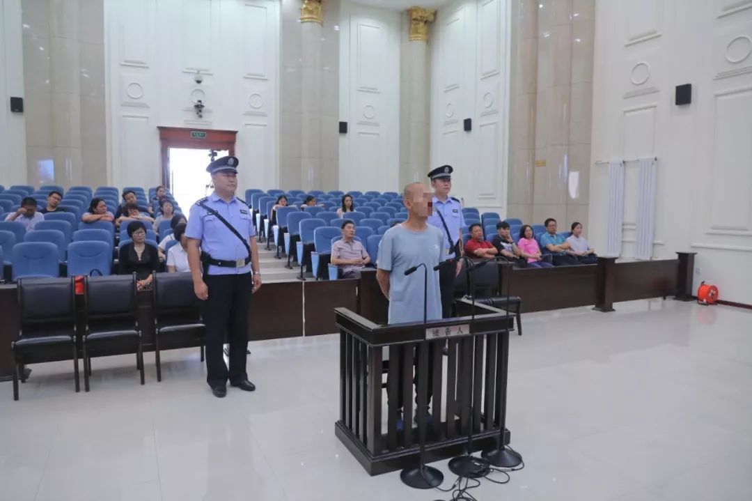 法案涉嫌贪污受贿非法持有弹药罪内蒙古又一干部在包头被提起公诉