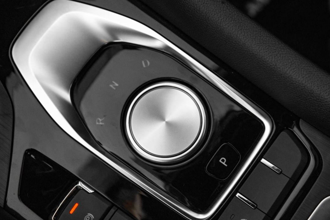 盘点让人眼花缭乱的换挡方式,升降式旋钮换挡最惹眼球_搜狐汽车_搜狐