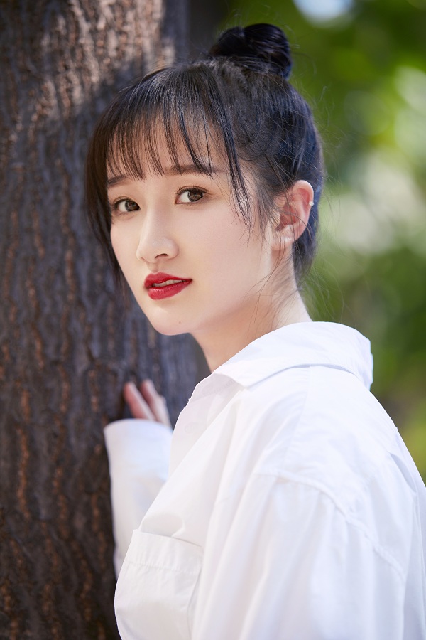 童静最新光影大片释出,"盐系"女友开始营业