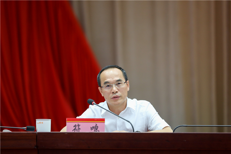 陵水以推倒重来背水一战的精神扎实开展脱贫攻坚大排查和回头看工作