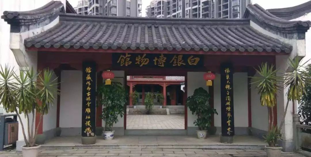 暑假劲爆价￥999,郴州高铁团全程五星酒店 零自费不进店!