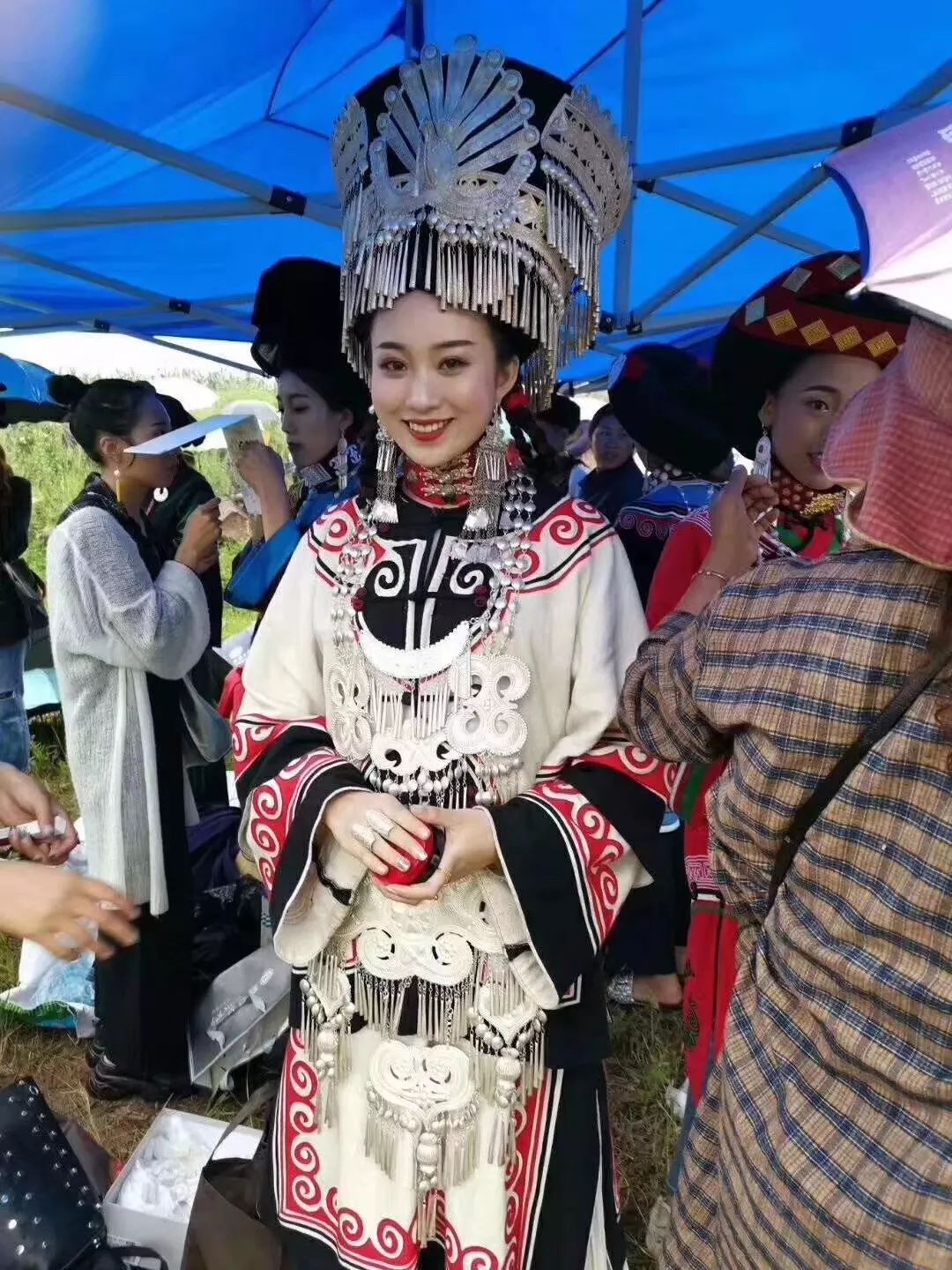 美翻凉山这四个县选美冠军出来了多图