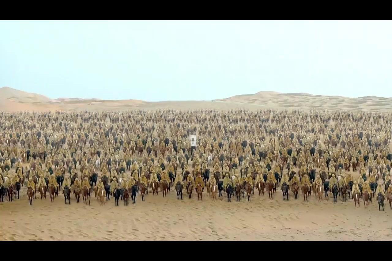 两军对峙小鬼子发起障碍迎面中国队伍却继续不动下秒鬼子惨了