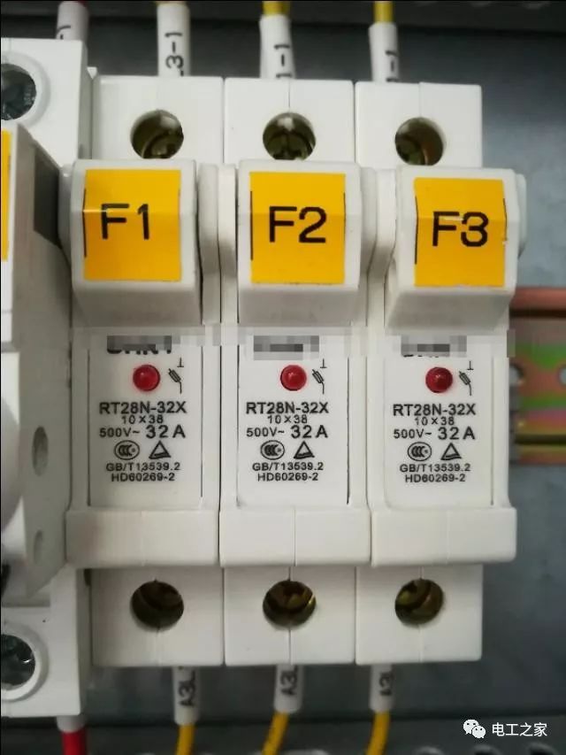 电工基础知识之熔断器,电路的保护者,老电工师傅的总结,纯干货