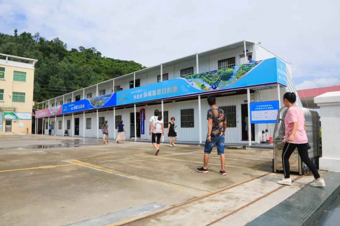 办事只进一扇门斗门区行政服务中心公安业务大厅正式启用
