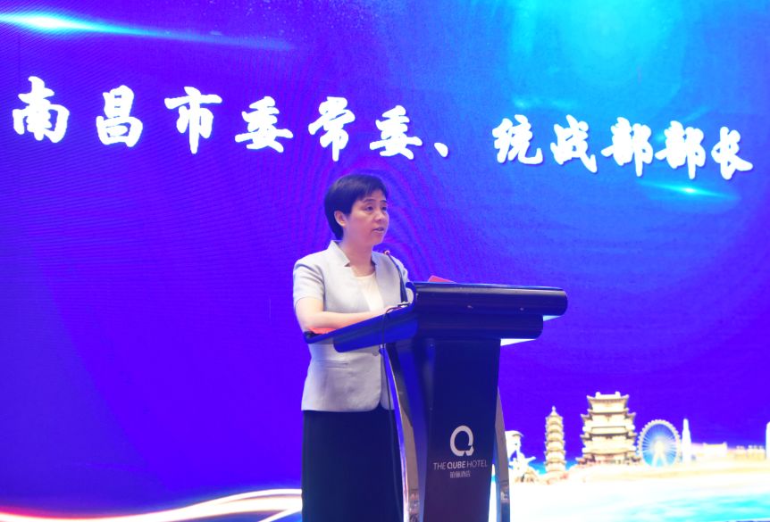 "港澳博士团南昌行"国情考察活动在高新区启动_乐文红