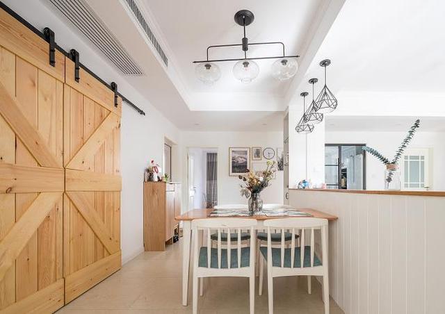 120㎡三室改四室,客餐厅半隔断很实用