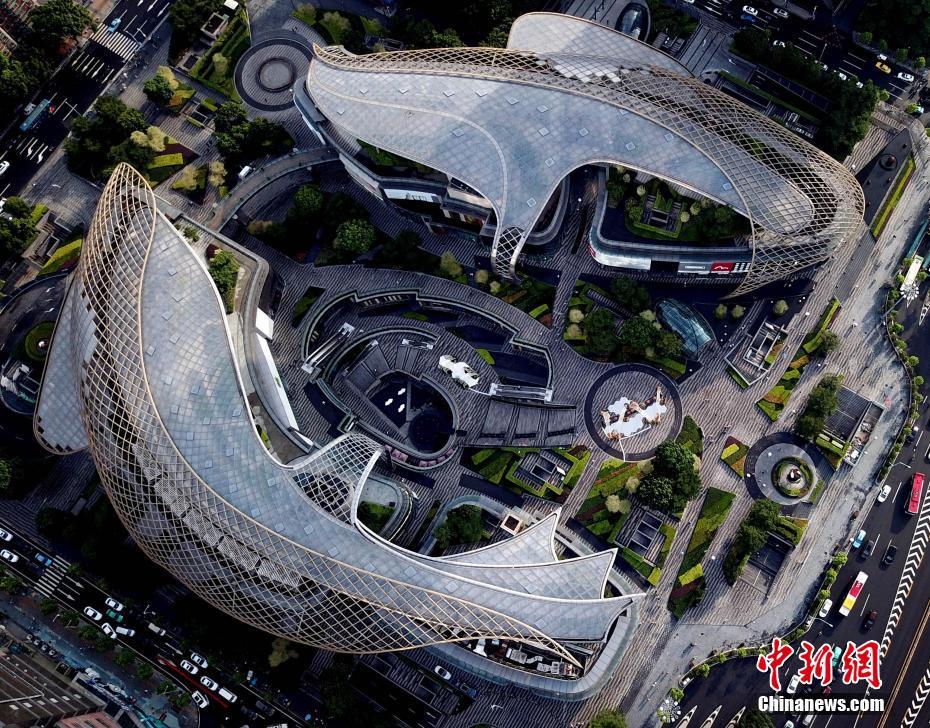 7月24日,航拍广州天环广场.