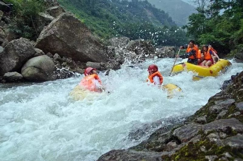 【金刚台漂流 西河景区两日游】