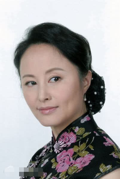 被贴上恶婆婆标签后53岁的刘洁开启了演艺事业的第二春