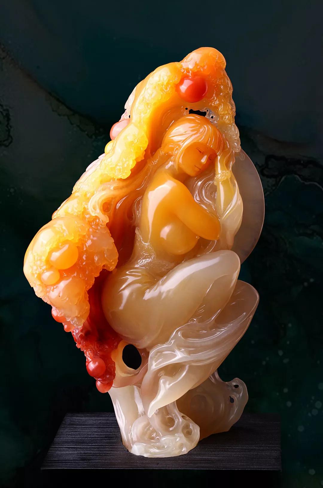 登峰造极的工艺他将女性题材雕刻技艺发挥到了极致