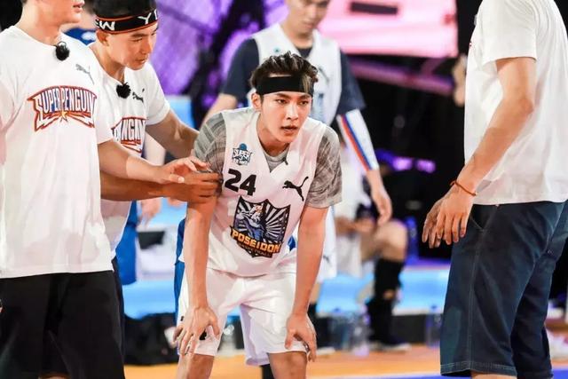 篮球的夏天先从一档玩真的体育综艺开始