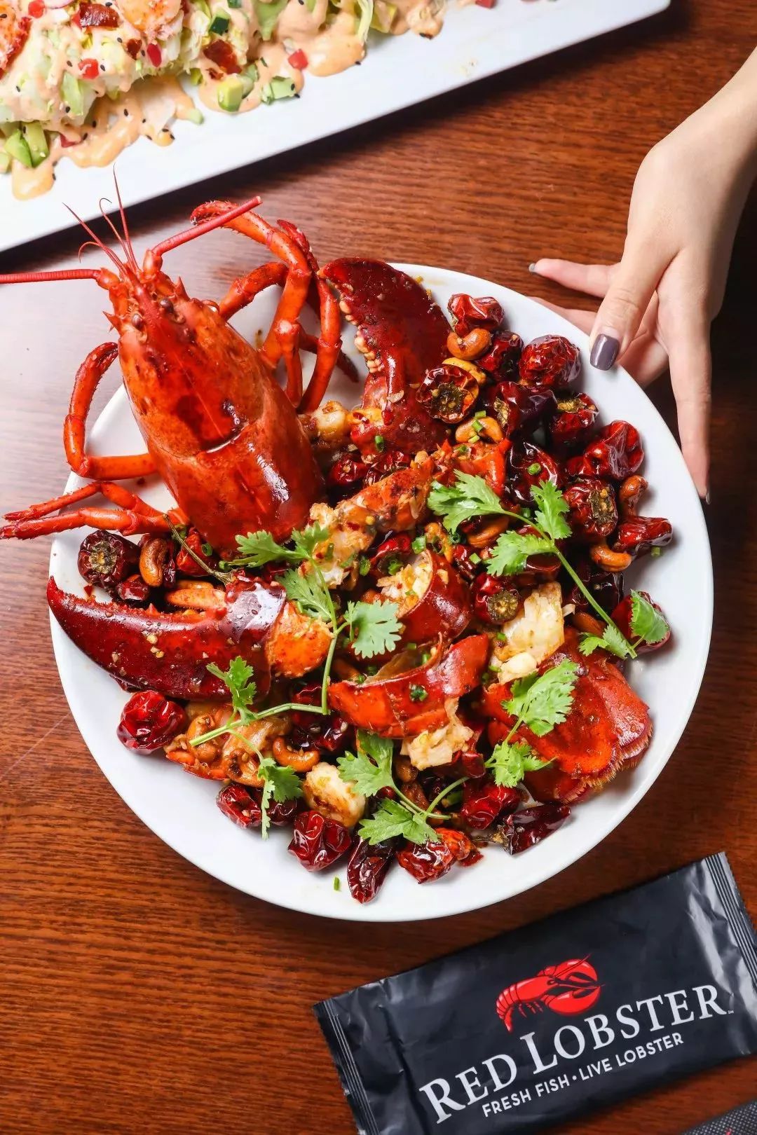 三里屯这家火爆美食圈50年的红龙虾我不允许有人没吃过