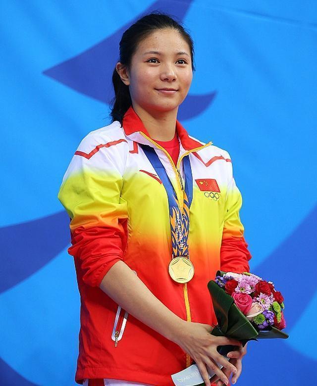 2016年里约奥运会之后,何姿拿下了3米板的亚军.