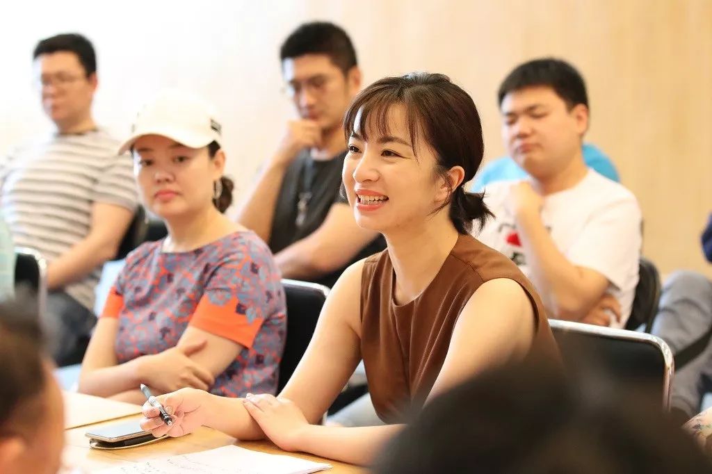 【图片新闻】中央歌剧院召开警示教育大会,院领导走访歌剧团,交响乐团