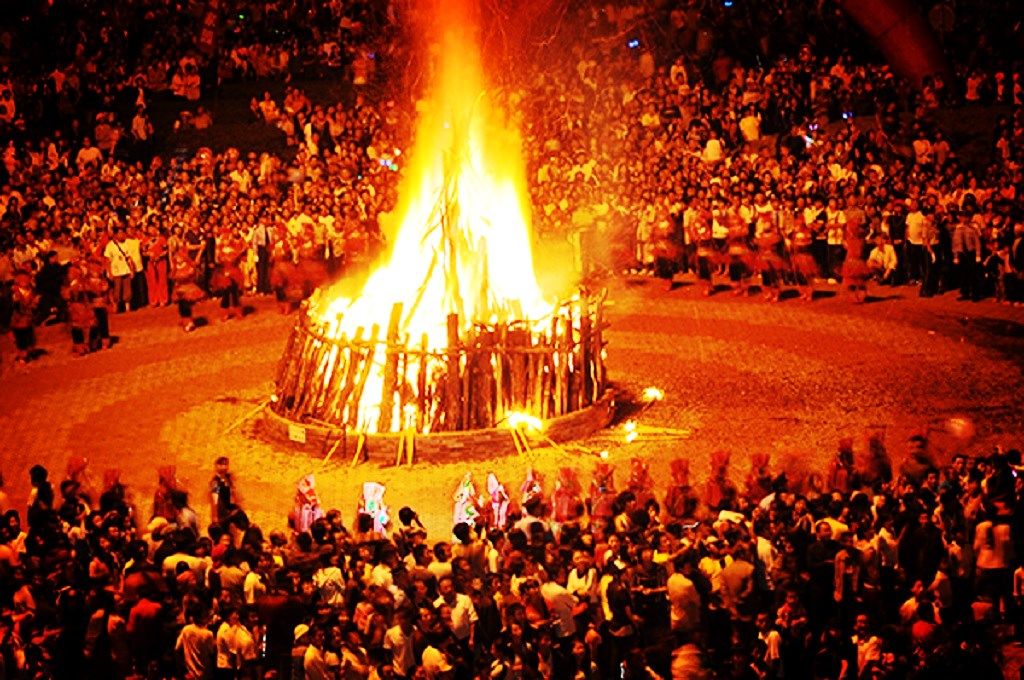 火把节是一个什么样的节日是哪个民族的节日在什么时间举行