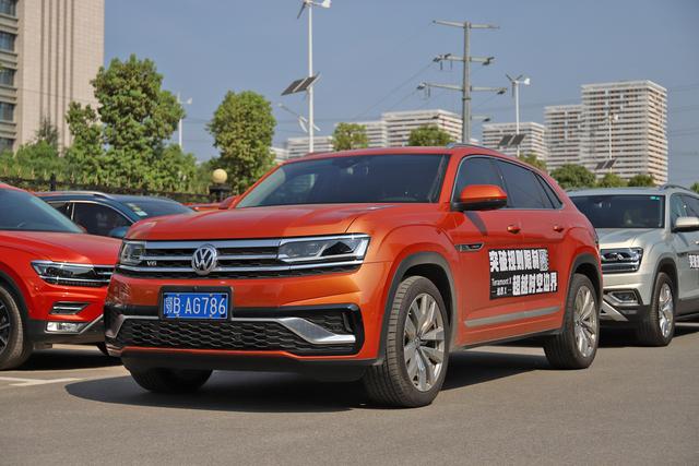 和七月的天气一样火热试驾上汽大众途昂x530v6