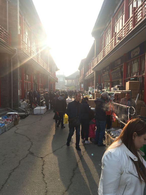 详细地址:朝阳区高碑店华声天桥民俗文化园开放时间:每周四下午5点后