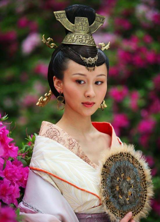 11年前的这部宫斗剧,美人才是真美,她受尽宠爱却将皇后让给姐姐