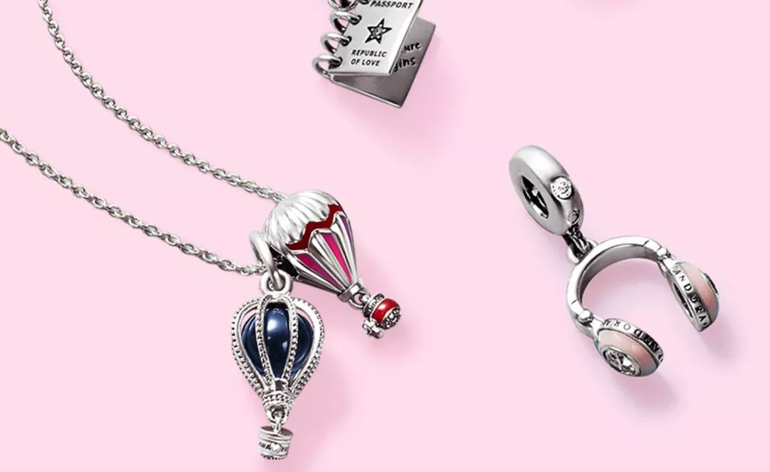 潘多拉丨首位中国区代言人关晓彤邀你与爱彤行