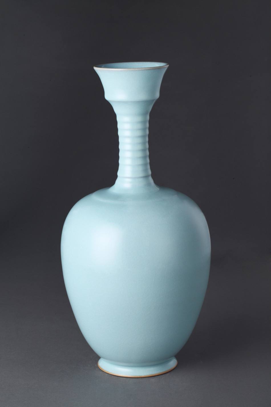 雨过天晴云破处,天青色的烟雨,汝窑你知道吗!