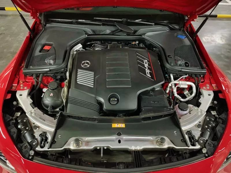 0升直列6缸低功率涡轮增压发动机,在时速100以内都能给予非常直接的