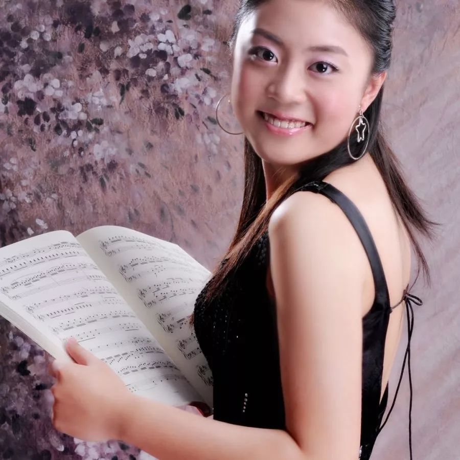 凤,赵曦《花之圆舞曲》刘颖,陈丽丽,罗健杨雨薇,王海茹,李健松,任妍琤