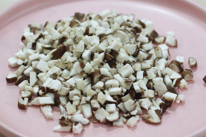 秘制香菇肉酱面好吃到舔盘